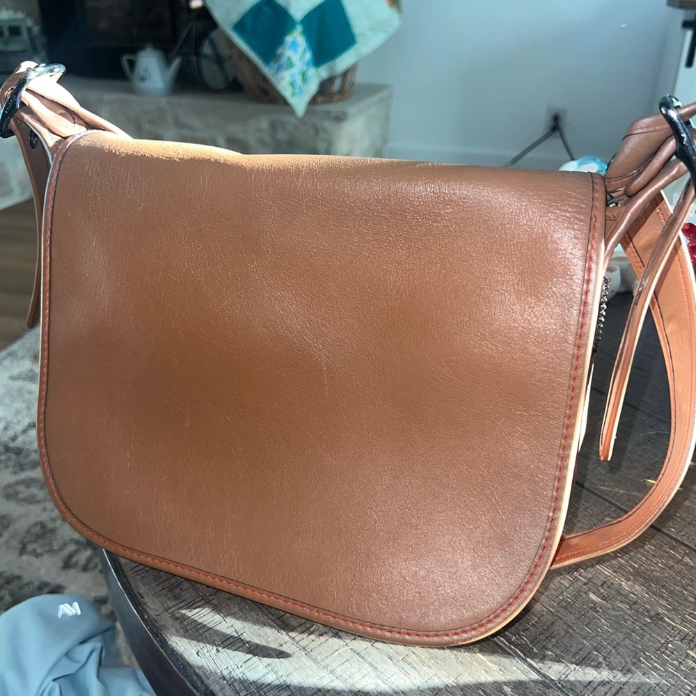 Coach Limited Edition Glovetanned Leather Crossbody Saddle Bag l, excellent!!